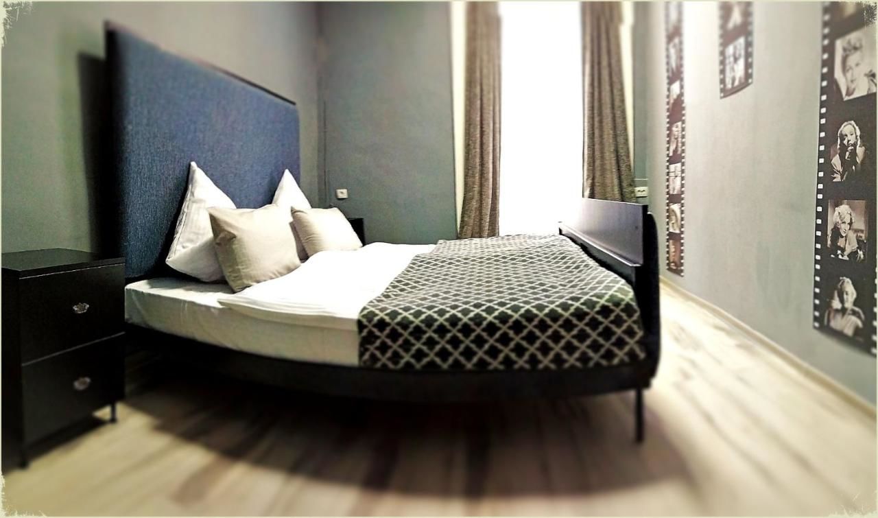 Хостелы Rustaveli Hostel Тбилиси-4