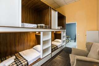 Хостелы Rustaveli Hostel Тбилиси Двухместный номер с 1 кроватью и балконом-4